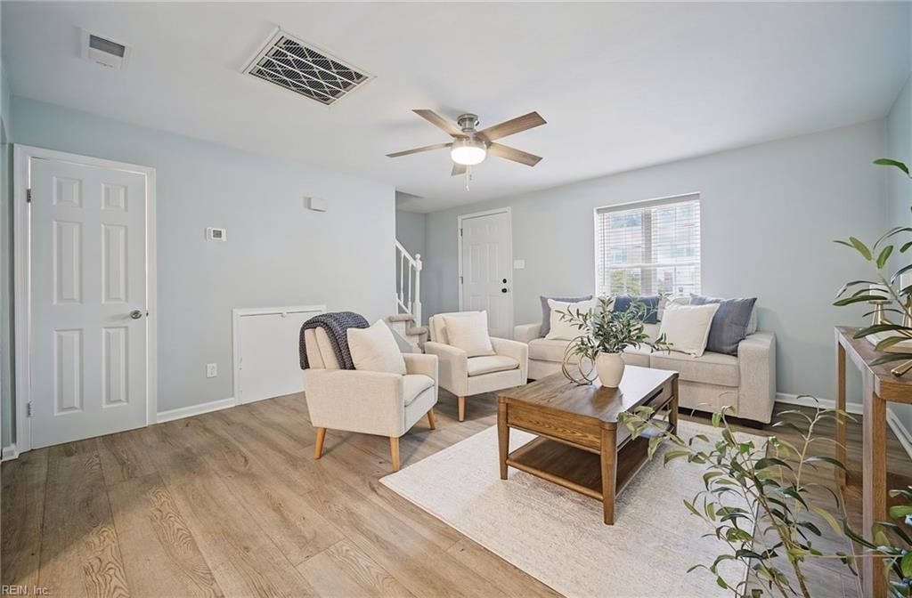 1056 Still Harbor CIR, Chesapeake, VA 23320
