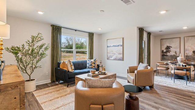 123 Sagebrush Drive, Headland, AL 36345