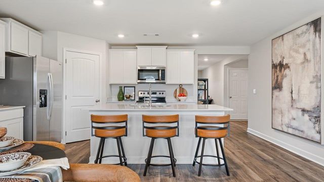 123 Sagebrush Drive, Headland, AL 36345