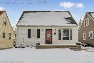 2163 Thomas Street, Lincoln Park, MI 48146