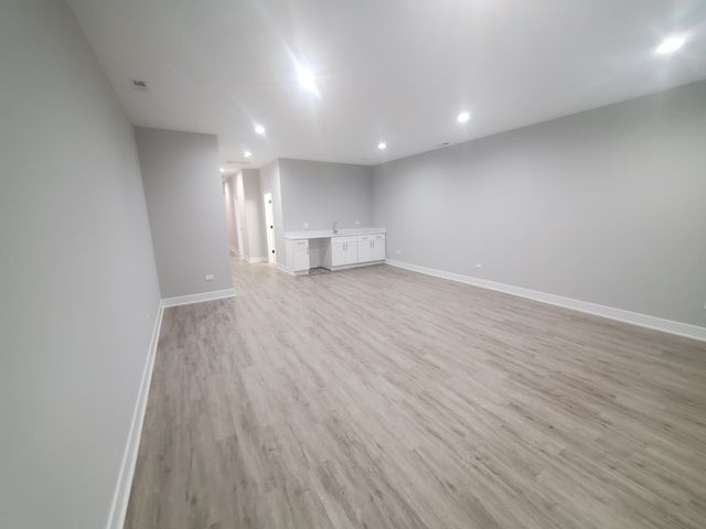 530 E 44TH Place, Chicago, IL 60653