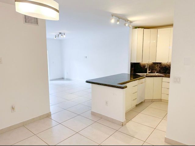 50 SW 3rd 1060, Boca Raton, FL 33432