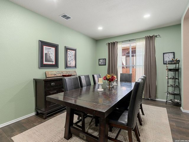 145 YEAGER CIR, Cibolo, TX 78108