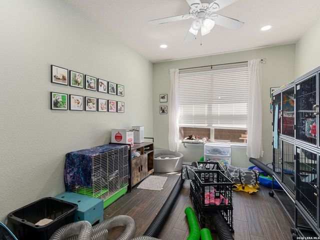 145 YEAGER CIR, Cibolo, TX 78108
