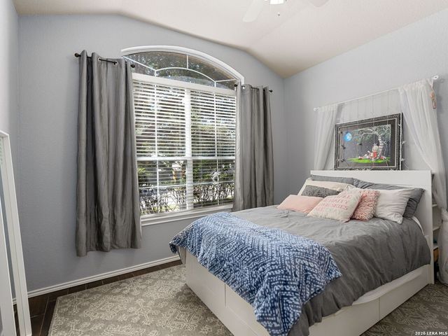 145 YEAGER CIR, Cibolo, TX 78108
