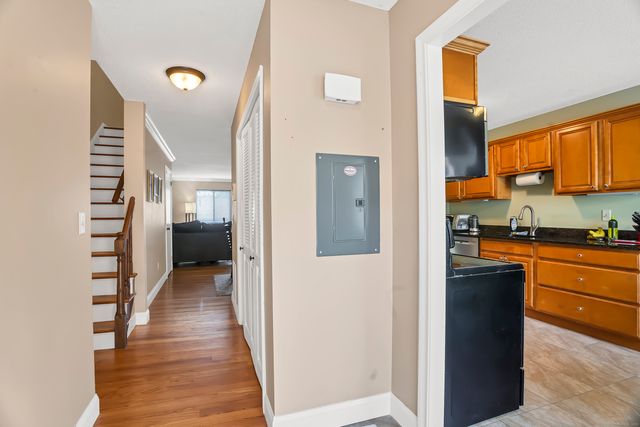 154 Brittany Farms Road B, New Britain, CT 06053