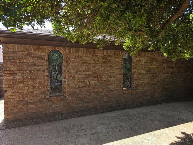 1324 SW 72nd Street, Oklahoma City, OK 73159