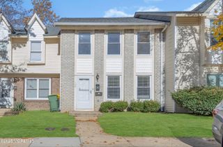 124 Williamsburg Lane, Lakewood, NJ 08701