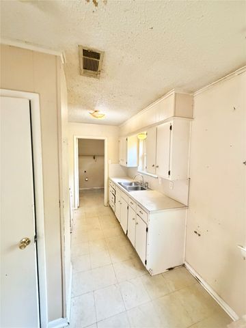 701 Apollo Drive, Denton, TX 76209