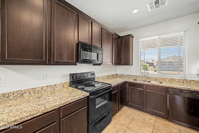 8869 W HOLLYWOOD Avenue, Peoria, AZ 85345