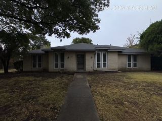 122 Roma Drive, Duncanville, TX 75116