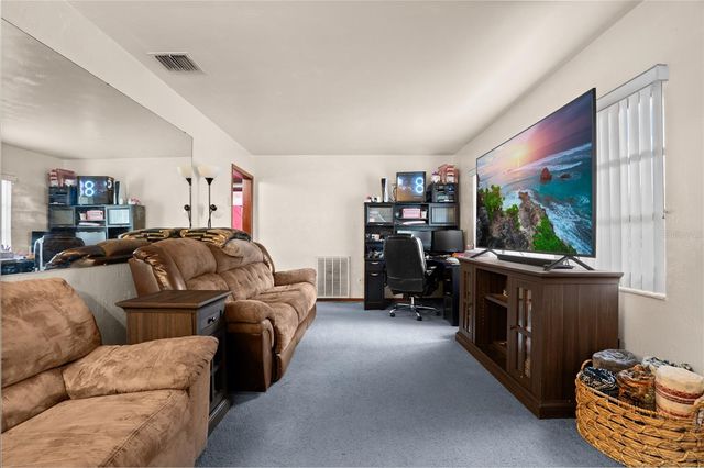 117 4th JPV ST, Winter Haven, FL 33880