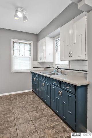 7710 Maywood Street, Ralston, NE 68127