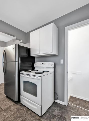 7710 Maywood Street, Ralston, NE 68127