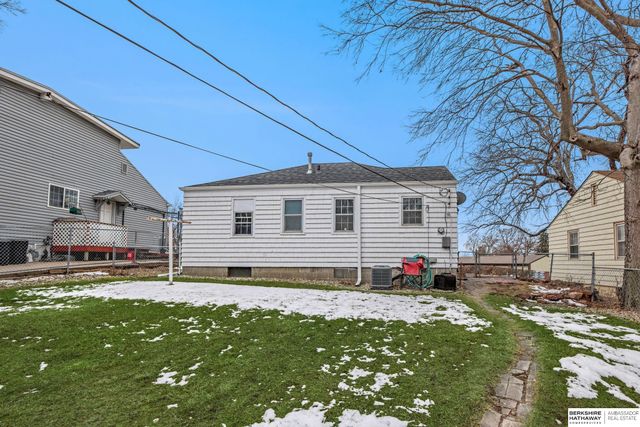 7710 Maywood Street, Ralston, NE 68127