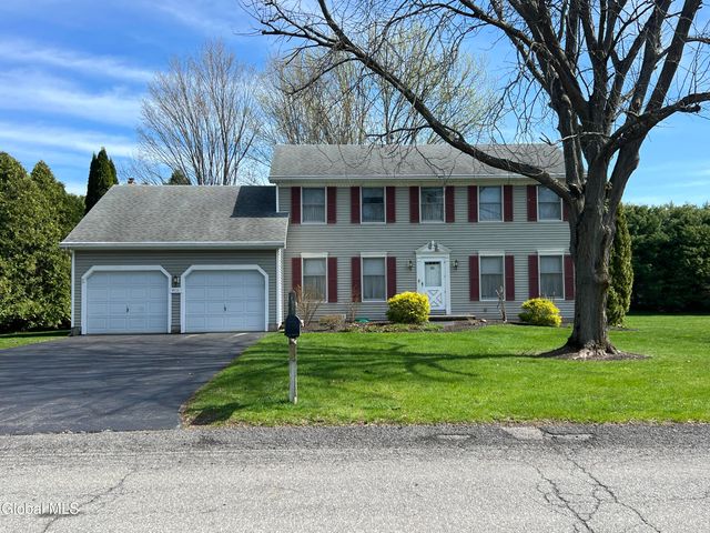 4111 Stonefield Way, Guilderland, NY 12306