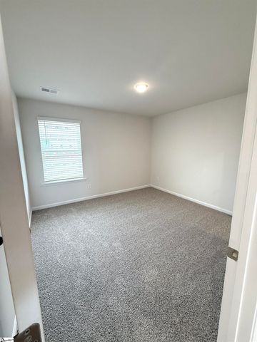 1052 Skidaway Drive, Spartanburg, SC 29303