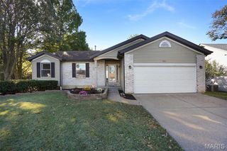937 Cades Cove, Florissant, MO 63031