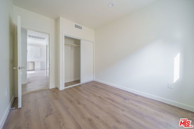 2896 W 14th Street, Los Angeles, CA 90006