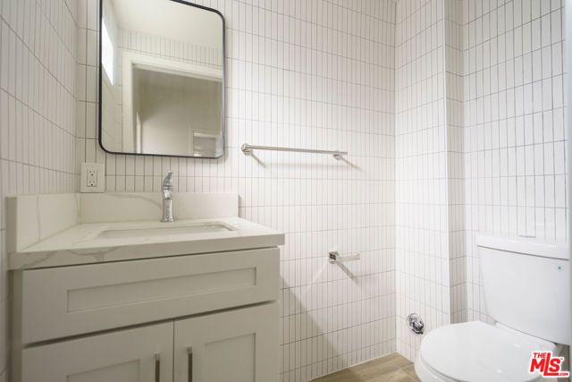 2896 W 14th Street, Los Angeles, CA 90006