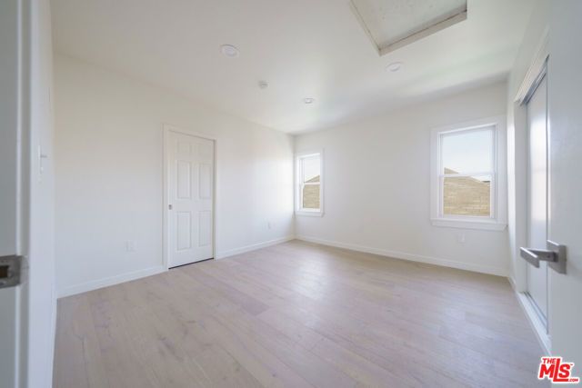 2896 W 14th Street, Los Angeles, CA 90006