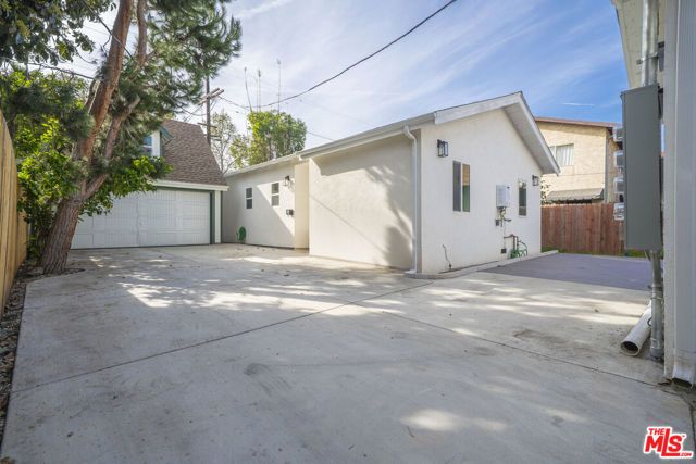 2896 W 14th Street, Los Angeles, CA 90006