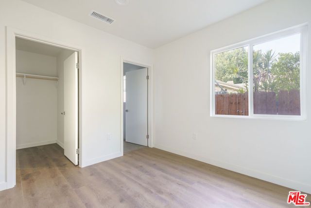 2896 W 14th Street, Los Angeles, CA 90006