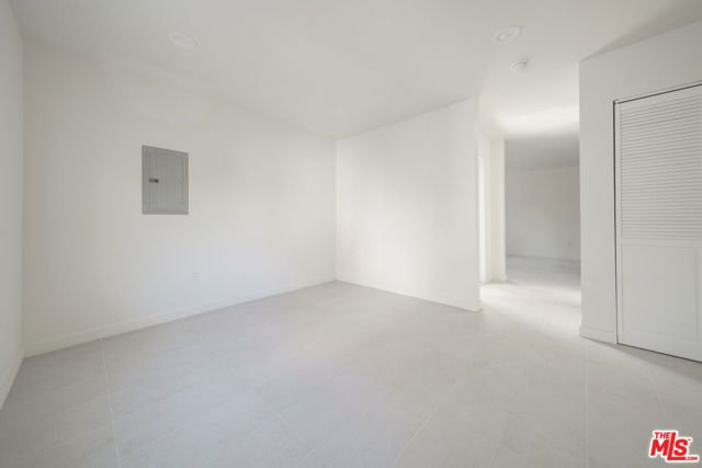 2896 W 14th Street, Los Angeles, CA 90006