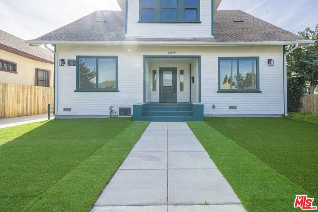 2896 W 14th Street, Los Angeles, CA 90006
