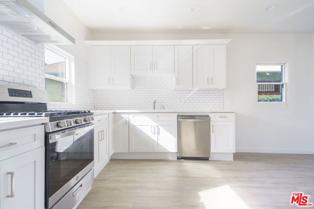 2896 W 14th Street, Los Angeles, CA 90006