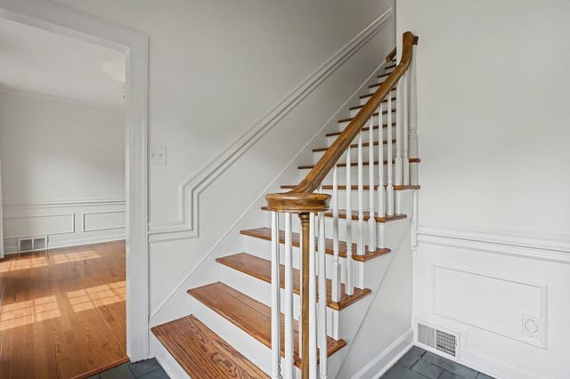 1399 POPLAR RIDGE DR, Memphis, TN 38120