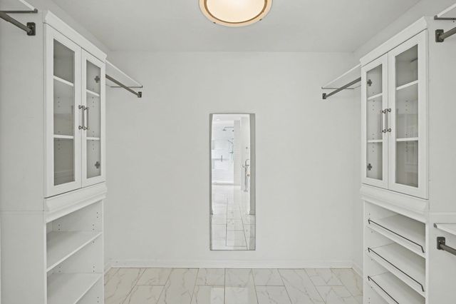 1399 POPLAR RIDGE DR, Memphis, TN 38120