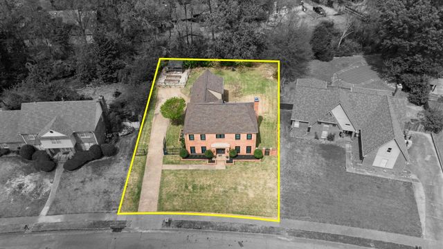 1399 POPLAR RIDGE DR, Memphis, TN 38120