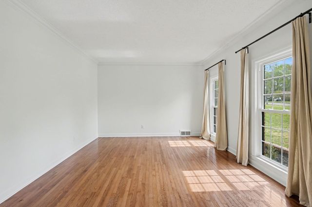 1399 POPLAR RIDGE DR, Memphis, TN 38120