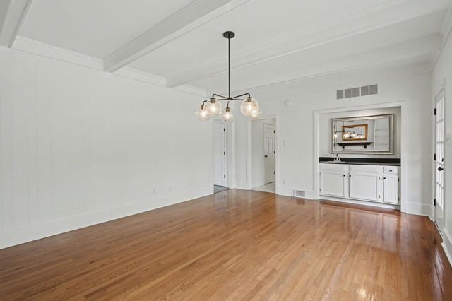 1399 POPLAR RIDGE DR, Memphis, TN 38120