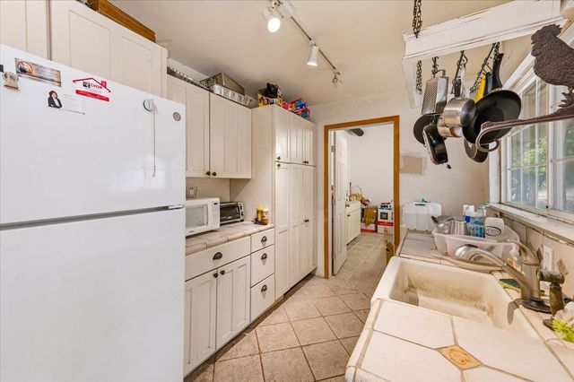 10677 Lazy Valley Rd, Penn Valley, CA 95946