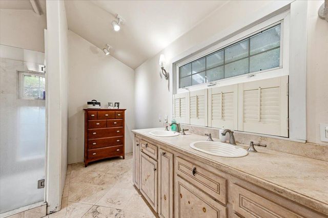 10677 Lazy Valley Rd, Penn Valley, CA 95946