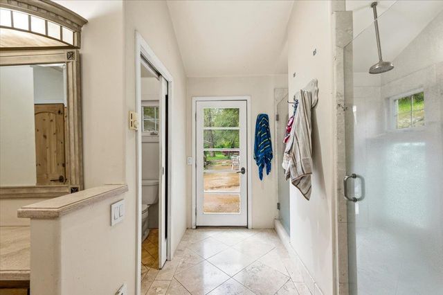 10677 Lazy Valley Rd, Penn Valley, CA 95946