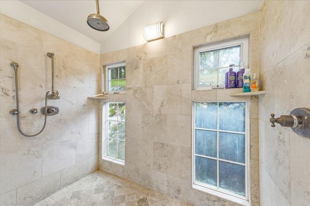 10677 Lazy Valley Rd, Penn Valley, CA 95946
