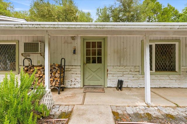 10677 Lazy Valley Rd, Penn Valley, CA 95946