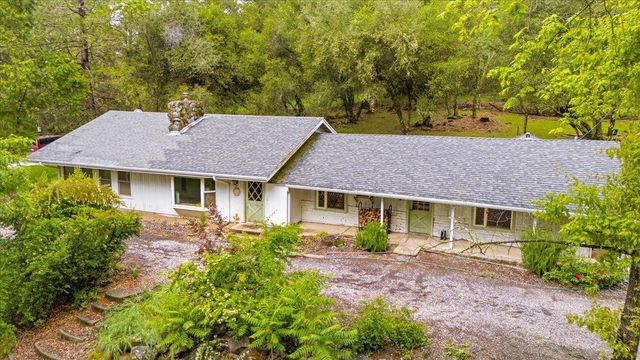 10677 Lazy Valley Rd, Penn Valley, CA 95946