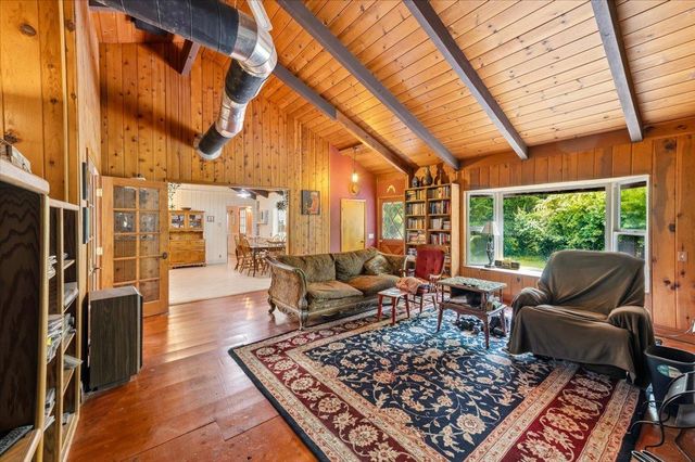 10677 Lazy Valley Rd, Penn Valley, CA 95946