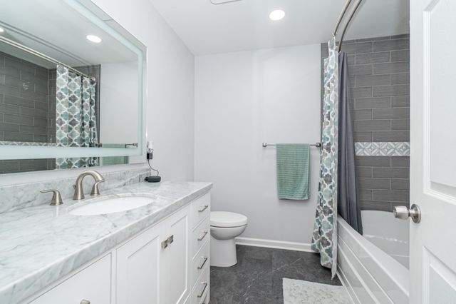 322 Evans Dr, El Dorado, AR 71730