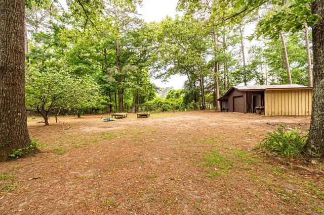 322 Evans Dr, El Dorado, AR 71730