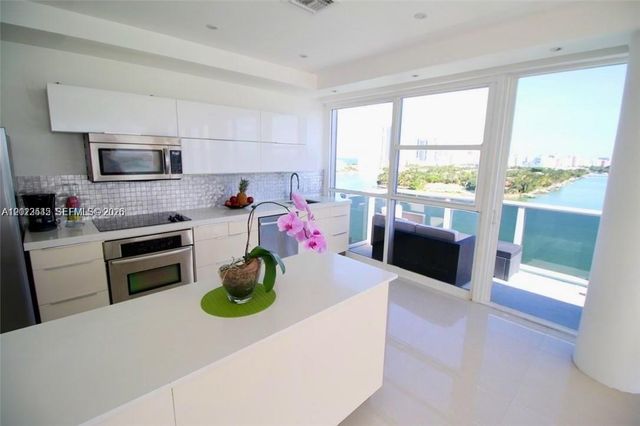 900 Bay Dr 1027, Miami Beach, FL 33141
