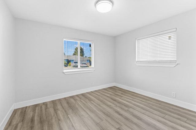 2130 Aaron Way, Sacramento, CA 95822