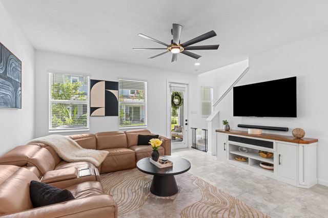 4147 S Longwood Lake Square, Westlake, FL 33470