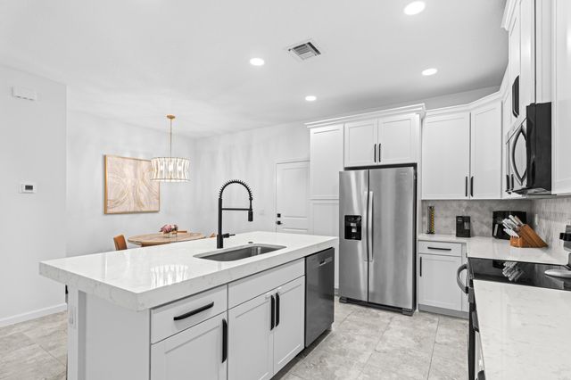 4147 S Longwood Lake Square, Westlake, FL 33470