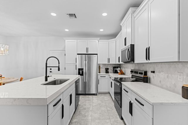 4147 S Longwood Lake Square, Westlake, FL 33470