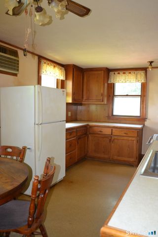 284 Deerfield Road, Windsor, CT 06095